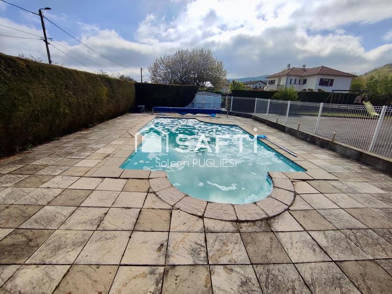 Maison - 170 m² - 5 pièces