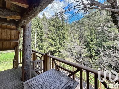 Maison - 95 m² - 3 pièces