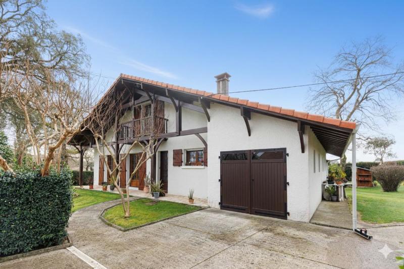 Maison - 135 m² - 5 pièces