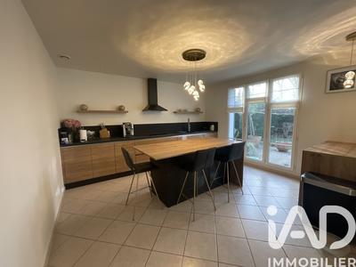 Maison - 150 m² - 6 pièces