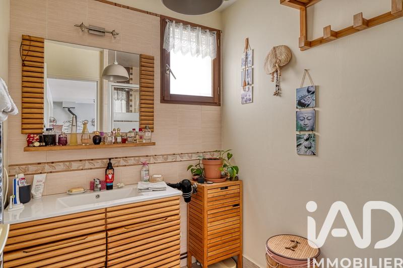 Maison - 147 m² - 9 pièces