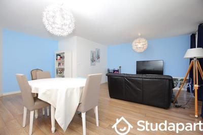 Appartement - 81 m² - 3 pièces