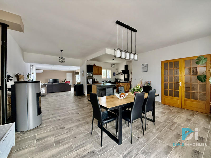 Maison - 139 m² - 5 pièces