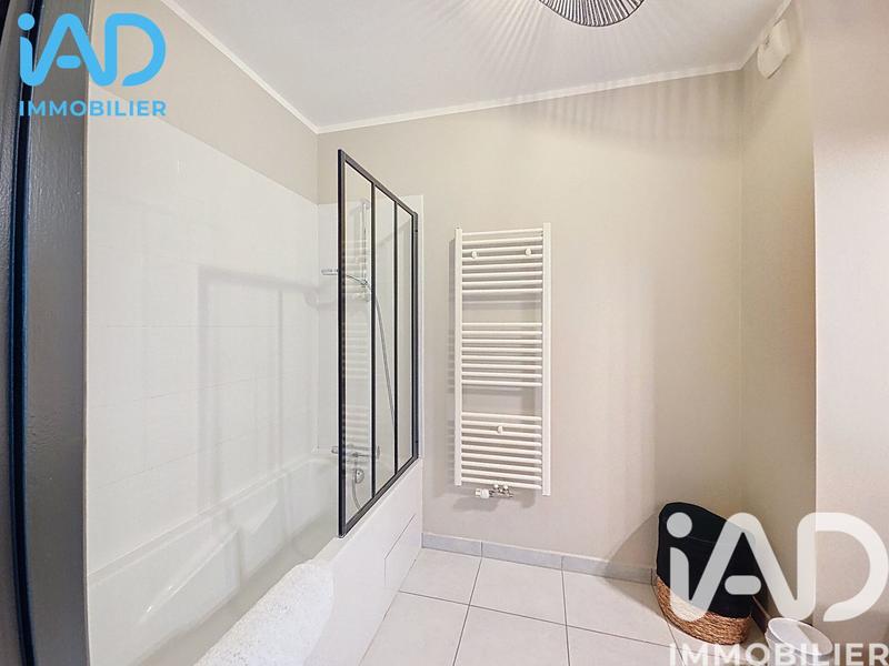 Appartement - 82 m² - 3 pièces