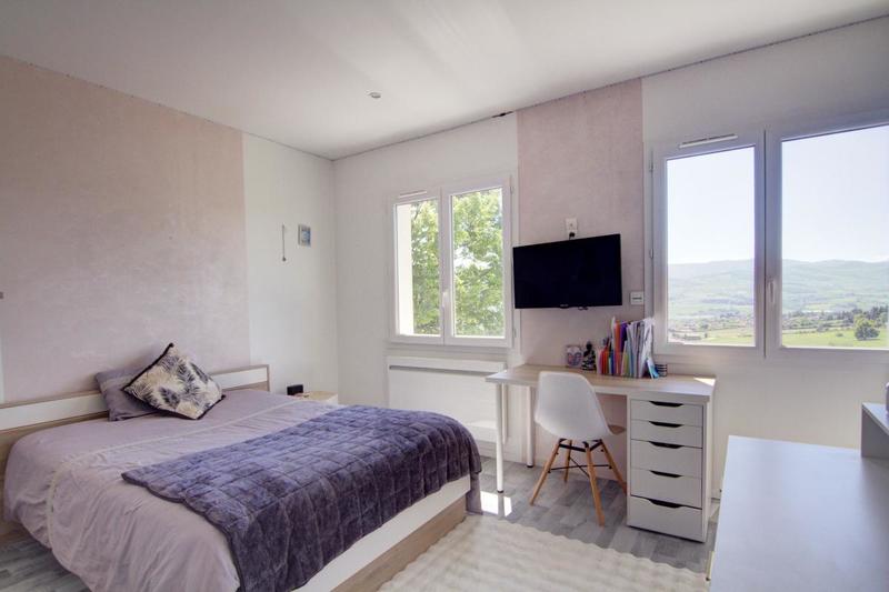 Maison - 135 m² - 5 pièces