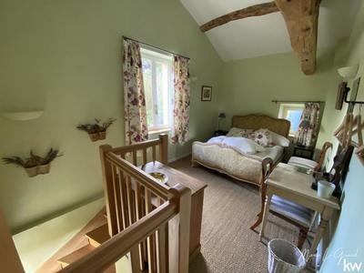 Maison en pierre - 162 m² - 8 pièces