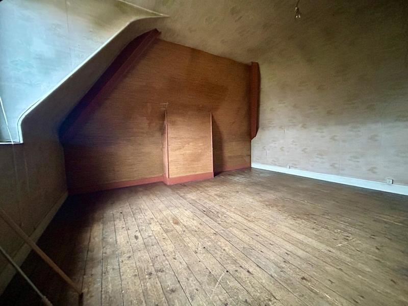 Local commercial - 210 m² - 9 pièces