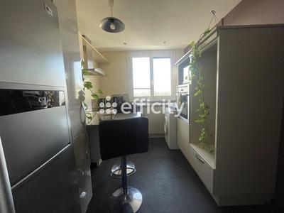 Appartement - 87 m² - 4 pièces