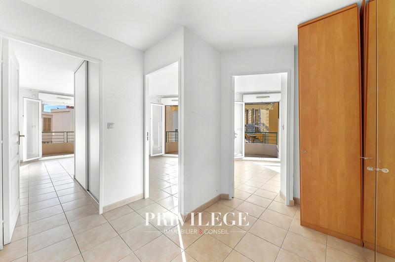 Appartement - 82 m² - 4 pièces