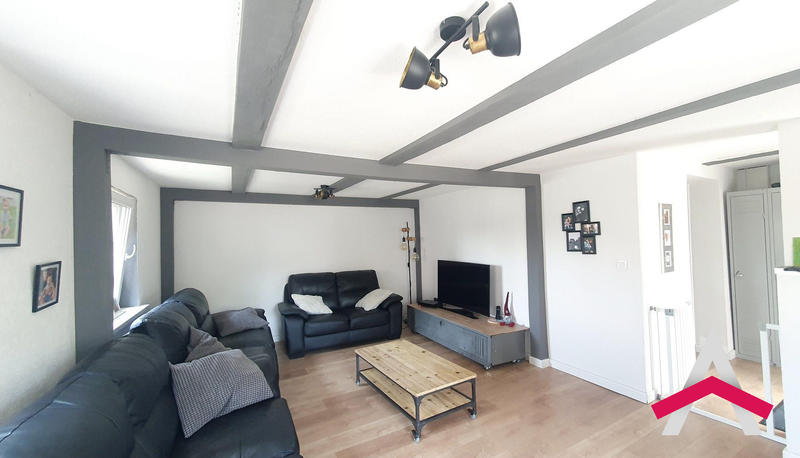 Maison - 100 m² - 5 pièces