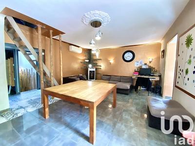 Maison - 303 m² - 19 pièces