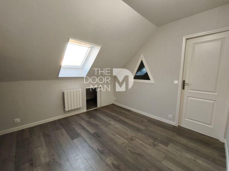 Pavillon - 130 m² - 7 pièces