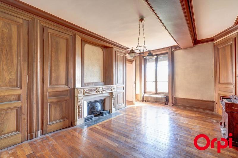 Appartement - 150 m² - 4 pièces