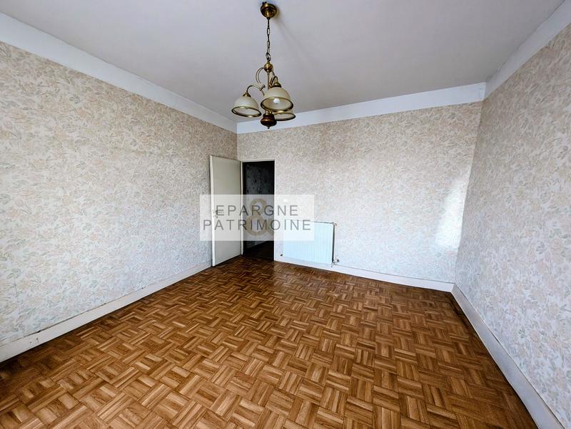 Maison - 127 m² - 6 pièces