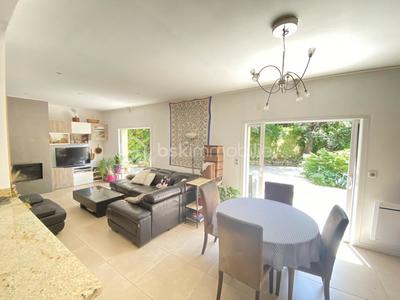 Villa - 124 m² - 6 pièces