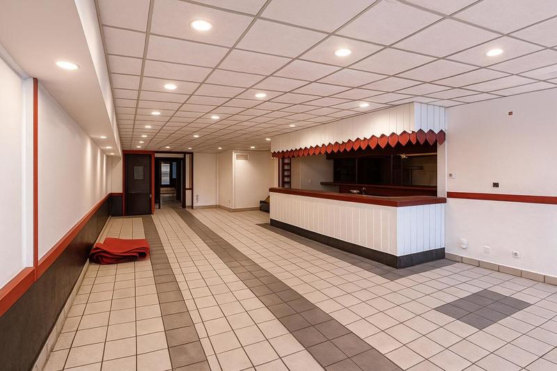 Local commercial - 150 m²