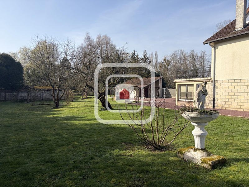 Maison - 141 m² - 6 pièces