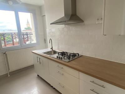 Appartement - 72 m² - 3 pièces