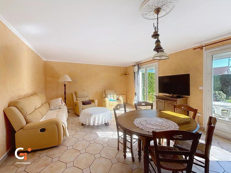 Maison - 91 m² - 4 pièces