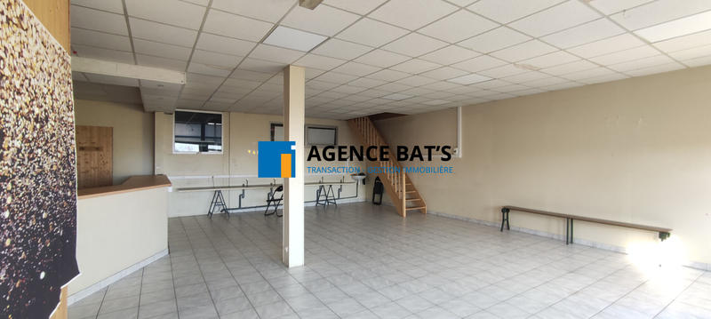 Local commercial - 120 m² - 5 pièces