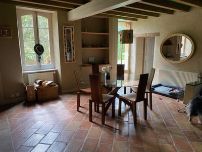 Maison en pierre - 330 m² - 7 pièces