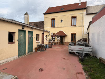 Maison - 100 m² - 6 pièces