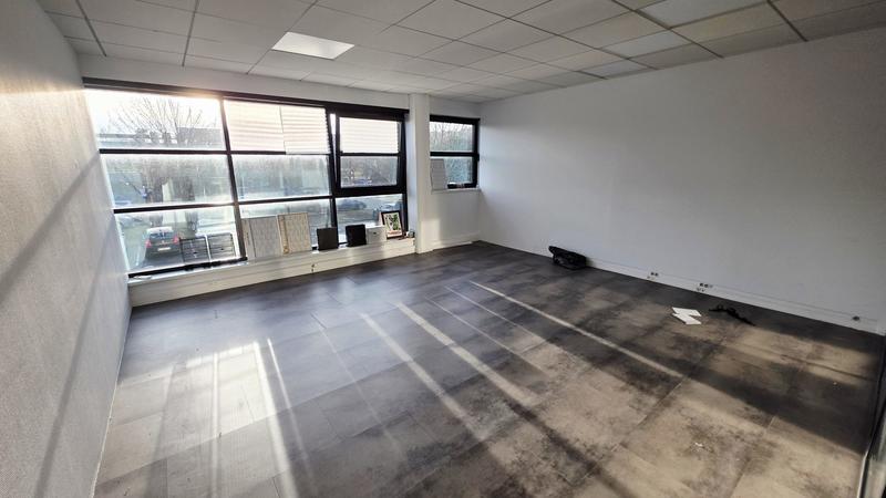 Bureau - 190 m² - 7 pièces