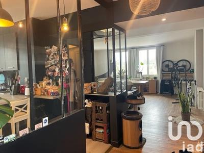 Appartement - 93 m² - 3 pièces