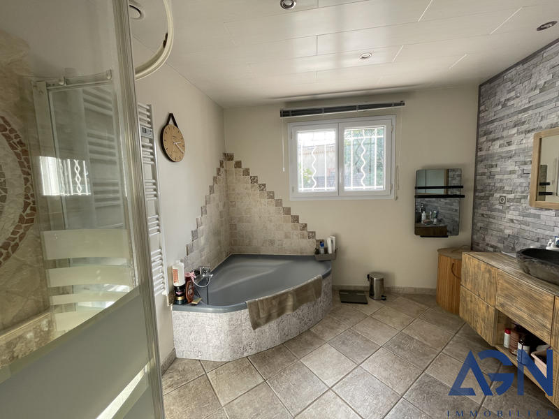 Villa - 126 m² - 6 pièces