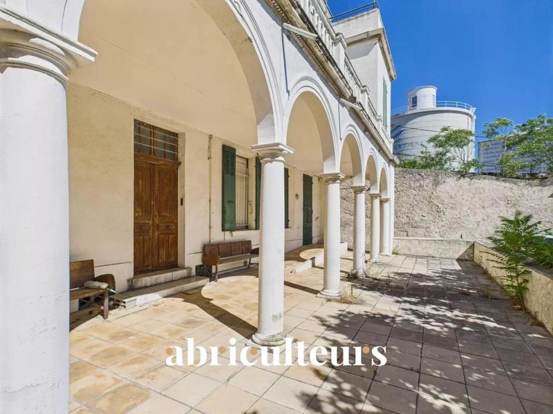 Local commercial - 295 m²