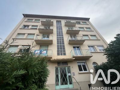 Appartement - 93 m² - 5 pièces
