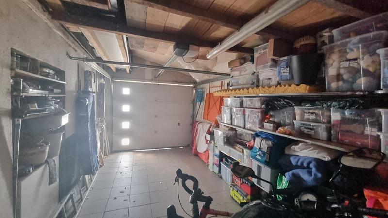 Loft - 138 m² - 6 pièces