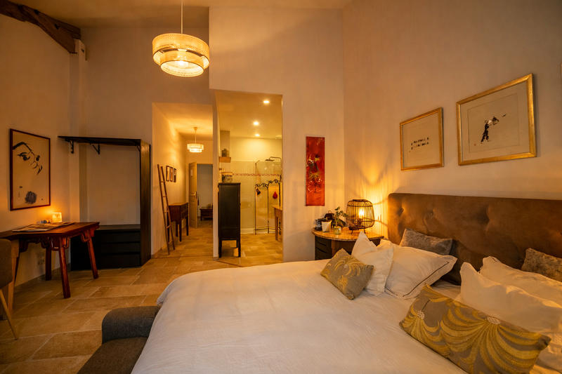 Maison - 394 m² - 13 pièces