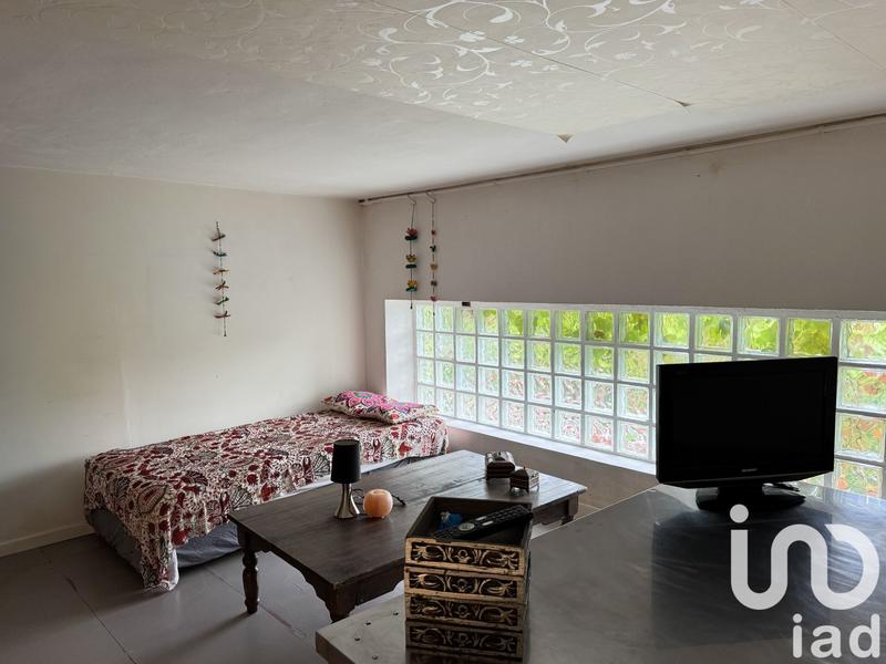 Loft - 180 m² - 4 pièces