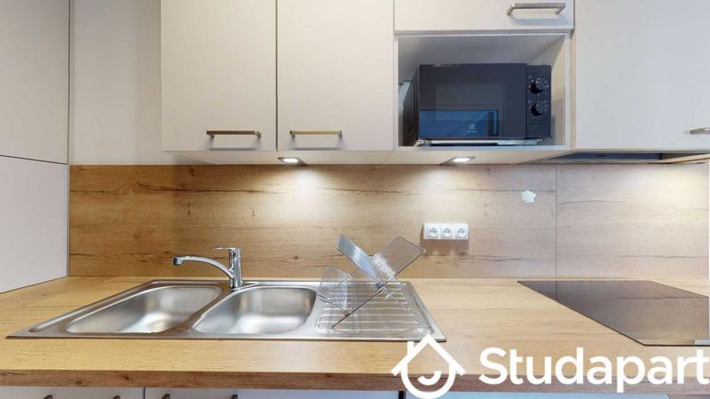 Chambre - 15 m² - 1 pièce