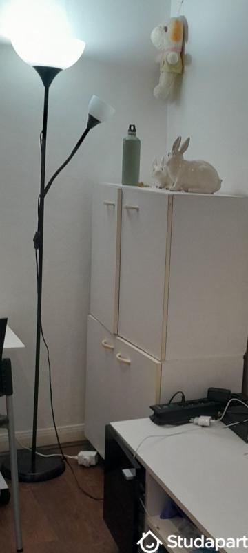 Chambre - 9 m² - 1 pièce