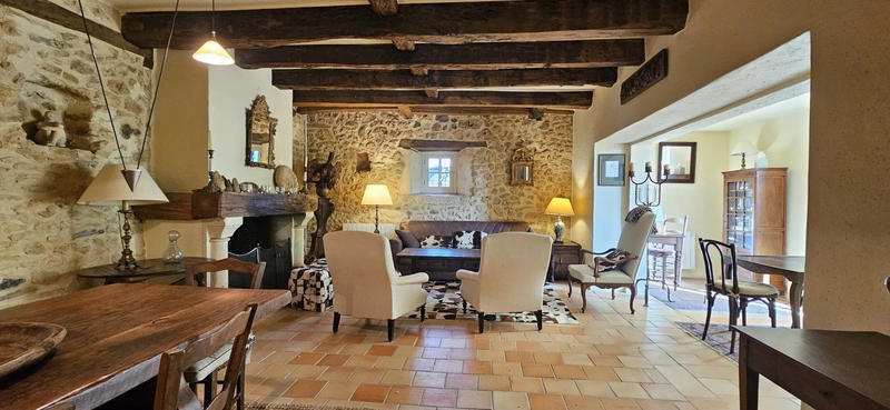 Maison - 105 m² - 4 pièces