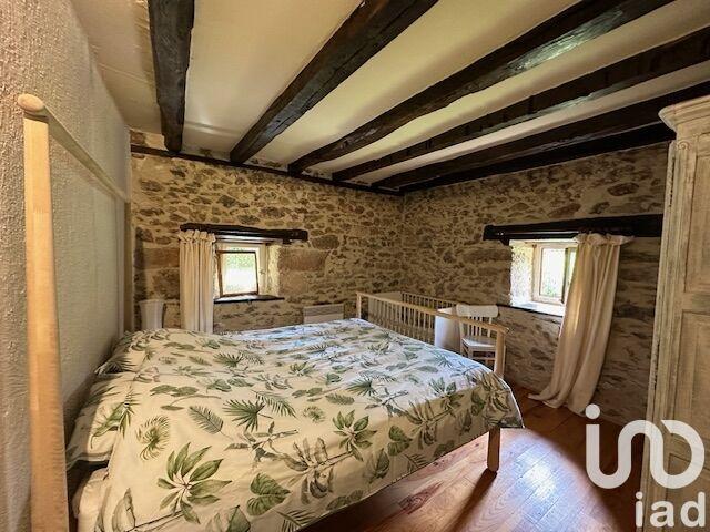 Maison - 433 m² - 16 pièces