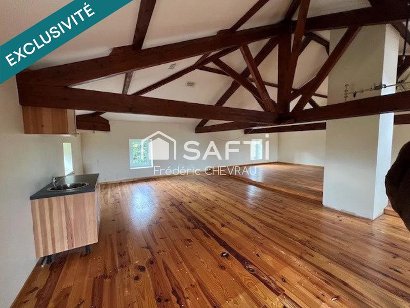 Maison - 260 m² - 6 pièces