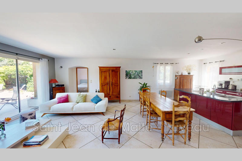 Villa - 160 m² - 6 pièces