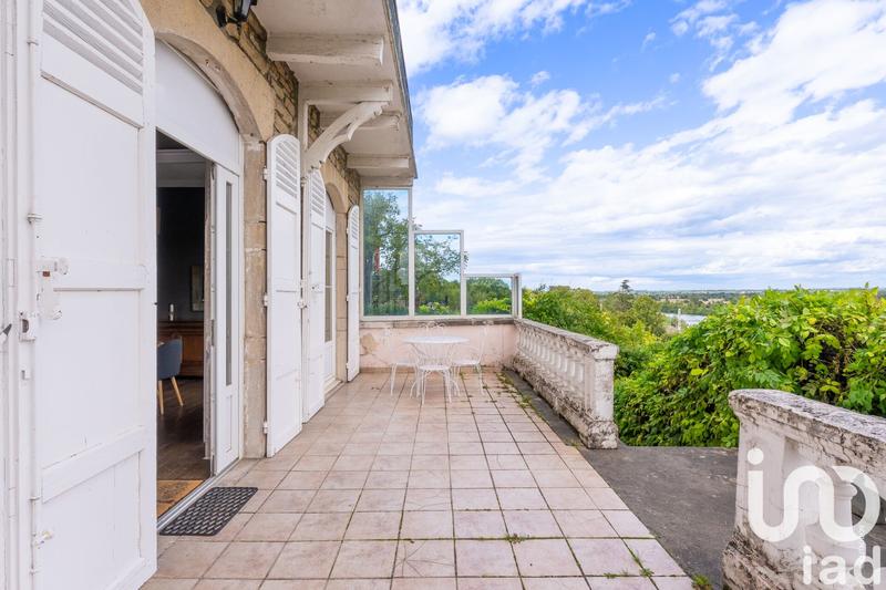 Maison - 234 m² - 7 pièces