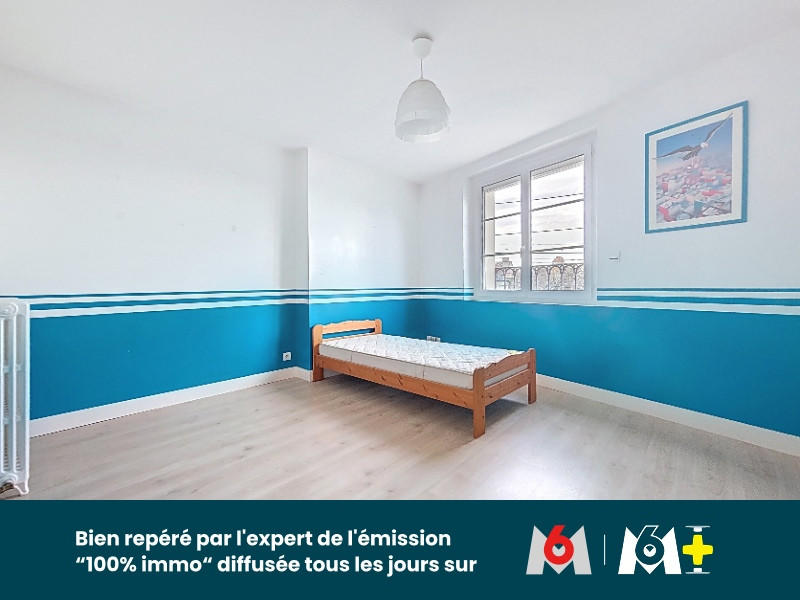 Maison - 245 m² - 7 pièces