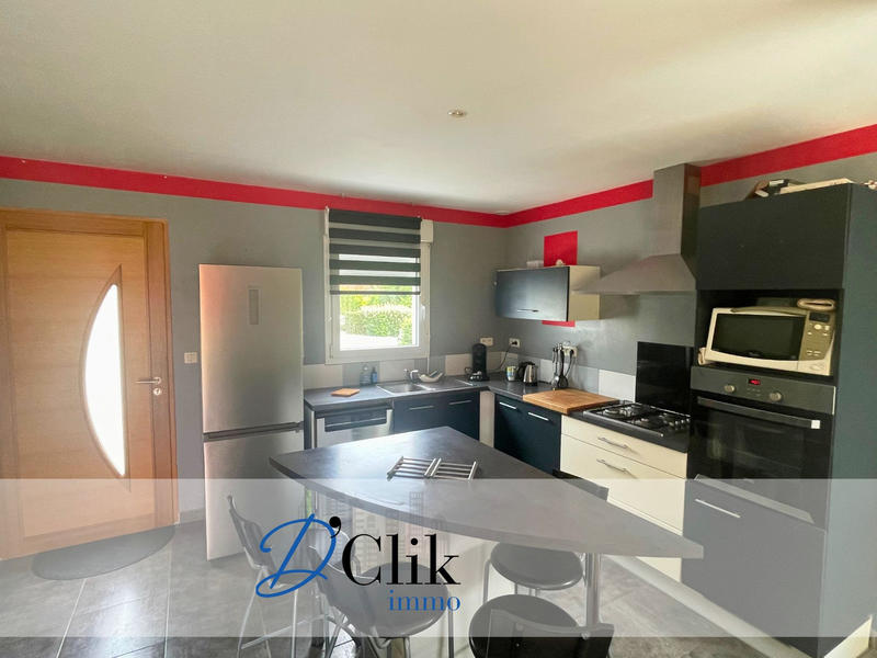 Maison - 99 m² - 5 pièces