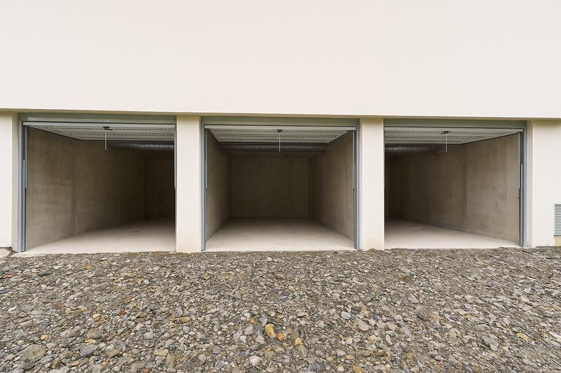 Garage - 83 m²