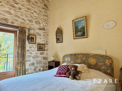 Maison ancienne - 828 m² - 12 pièces