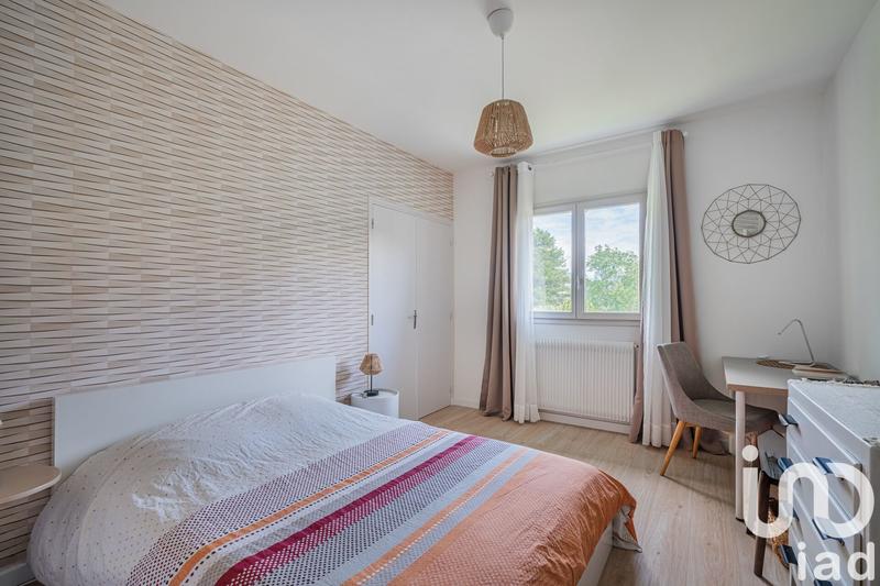 Maison - 181 m² - 8 pièces