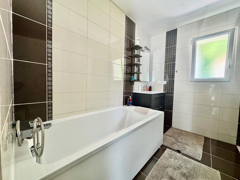 Maison - 118 m² - 6 pièces