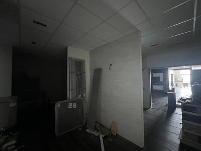 Local commercial - 310 m² - 6 pièces