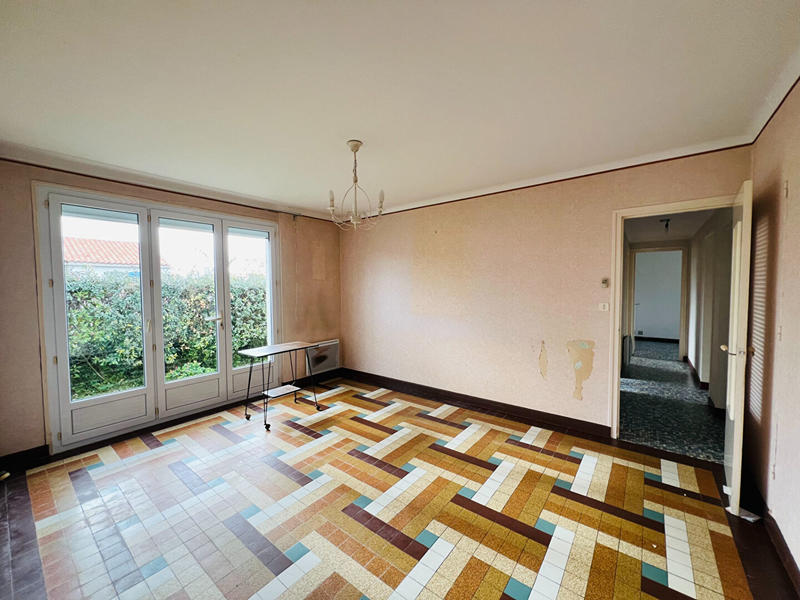 Maison - 96 m² - 6 pièces