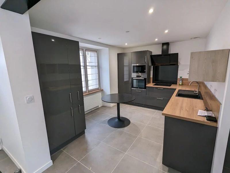 Maison - 107 m² - 4 pièces